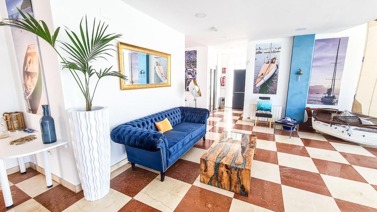 Hotel Calafell Platja Mar Екстериор снимка