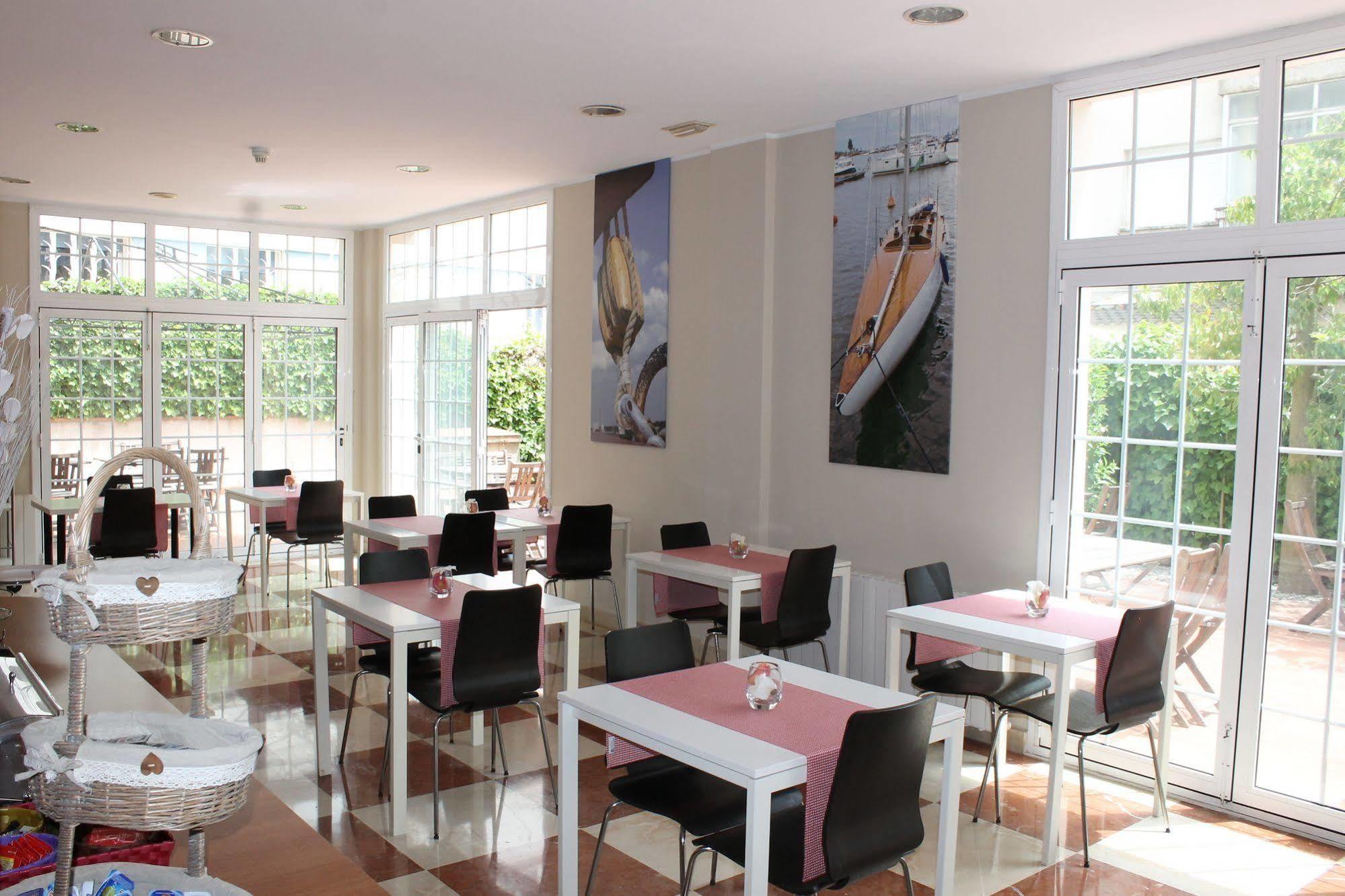 Hotel Calafell Platja Mar Екстериор снимка